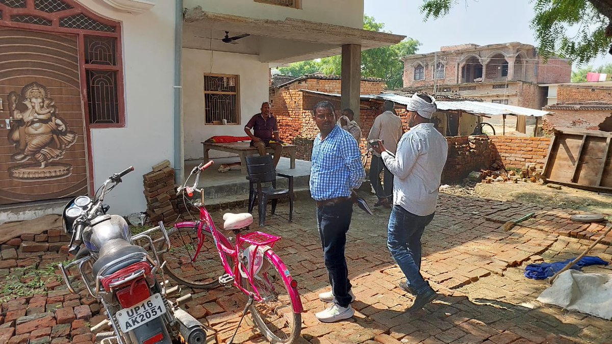 SDO2MAU1UPPCL's tweet photo. Combing at high loss feeder Salahabad sub-station Rahjaniya under EDSD 2 EDD 1 Mau..@aksharmaBharat @UppclChairman @UPPCLLKO @MD_PuVVNL @PuVVNLHQ @puvvnlmau https://t.co/4YiNXhiYd1