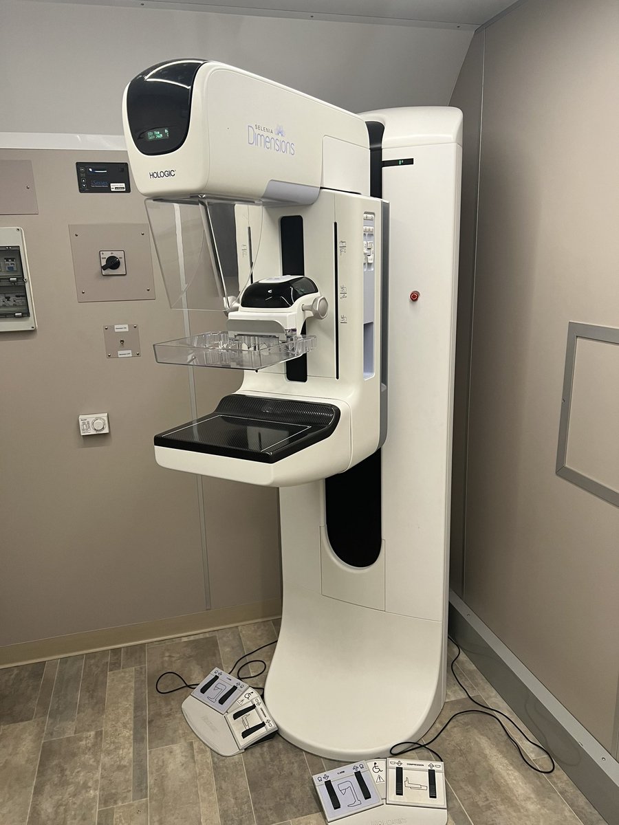 A great start to our awareness and week of support for #BreastCancerAwarenessMonth <a href="/HartlandIntl/">Hartland Intl School</a>   So important for our community, parents and staff. Thank you to #pinkcaravan for their annual partnership.