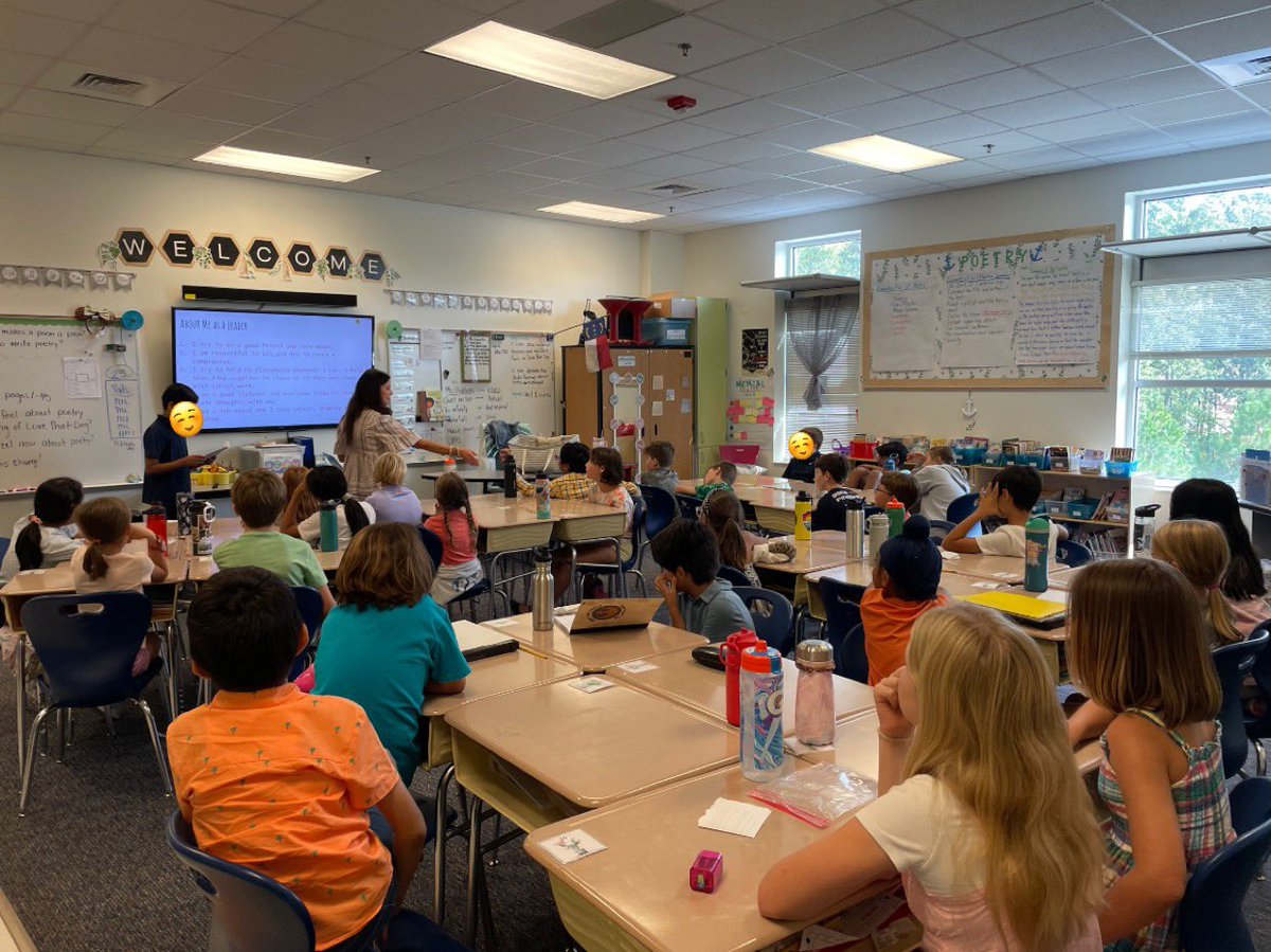 Maura Stubbolo tweet media