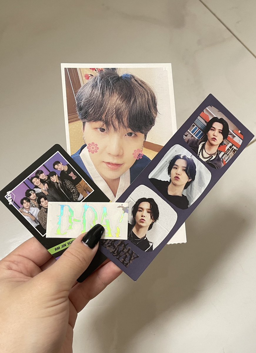 lttlemyg's tweet photo. 💗- feedback mais que positivo p querida tha @mnsyub que veio me perguntar se eu queria alguns cardzinhos, e coincidentemente eram os que eu mais procurava e nunca achava!!!😭muito obrigada pela ajuda e pelo carinho tha, veio tudo certinho e com os mimos mais fofos do mundo💗💗💗 https://t.co/I3eeMKHYOe