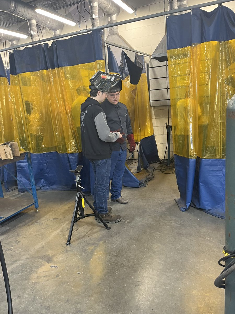 Welding class with Mr. Sykora another awesome program at SHS <a href="/SeguinHSTx/">Seguin High School</a> <a href="/SeguinISD/">Seguin ISD</a> <a href="/Matador_Support/">Seguin ISD Student Services</a> <a href="/SeguinCTE/">Seguin CTE</a> <a href="/lasirena73/">Christine Peréz (ella/she/her)</a>