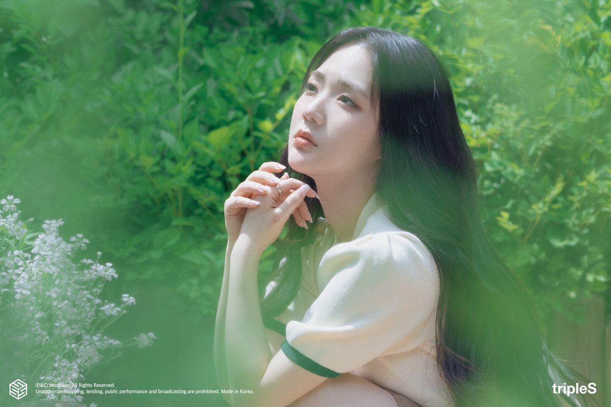tripleSbraSil's tweet photo. 🪽💎 | A MODHAUS disponibilizou fotos do ensaio dos Objekts do #CherryGene 🍒🧬, o álbum de remixes da unit especial #AcidEyes, em seu blog! ⚡

🔗: https://t.co/3o8PJrS5X9

(1/2) + Fotos no link 

#tripleS_ACIDEYES https://t.co/y3ZnA45Shx