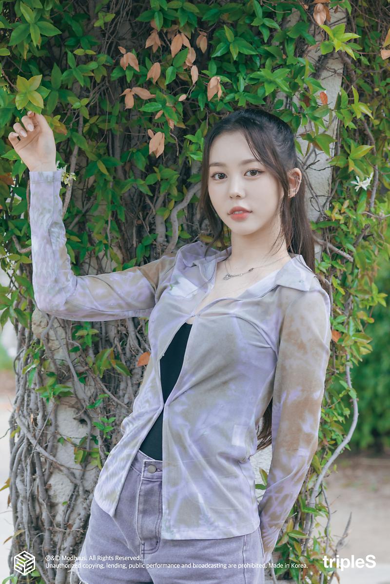 tripleSbraSil's tweet photo. 🪽💎 | A MODHAUS disponibilizou fotos do ensaio dos Objekts do #CherryGene 🍒🧬, o álbum de remixes da unit especial #AcidEyes, em seu blog! ⚡

🔗: https://t.co/3o8PJrS5X9

(1/2) + Fotos no link 

#tripleS_ACIDEYES https://t.co/y3ZnA45Shx