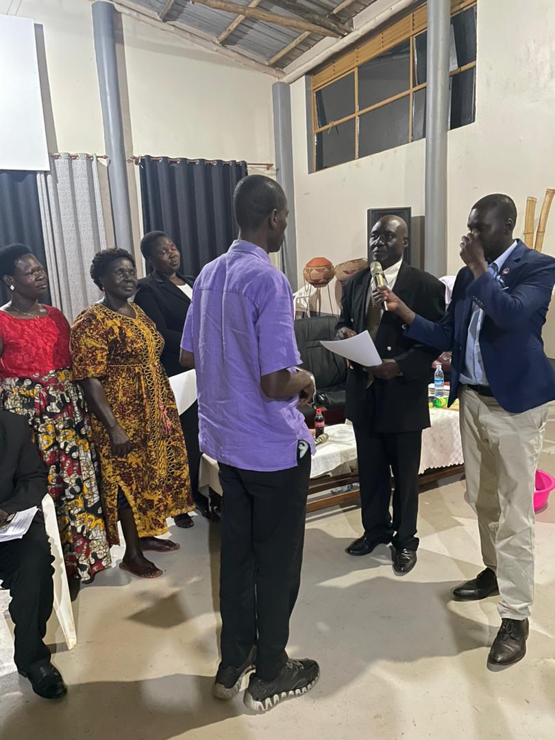 owere_usher's tweet photo. Entebbe Adhola Community leadership Chairman Eric Lanec , Vice Mrs Evelyn Owere General Secretary Oloka ogwayo Kipoyi  , Treasure Mrs Hilda Hilda Owori , Secretary for women affairs mrs Owori Obiro, Publicity Secretary Engineer Sande  ,Secretary For Youths Capt Brian Othieno. https://t.co/gY65g3AQgq