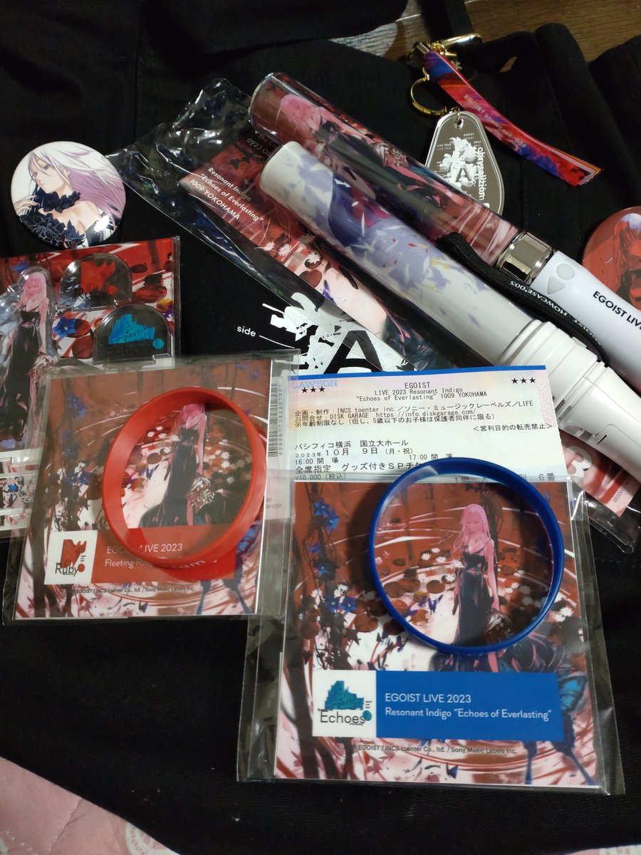 pokeneko867's tweet photo. 改めまして。本日はEGOIST横浜お疲れ様でした！
朝から物販ならんで9種類9個までしか買えないコインキーホルダーがなんと全種被り無し😂母に聞いたところ今日はしし座が一位で遠出すると良い。だったそうです🥳
本当に最高の1日でした(⁠*⁠´⁠ω⁠｀⁠*⁠)
これからもEGOIST大好きです。ありがとう。 https://t.co/zhjWR0rzqz