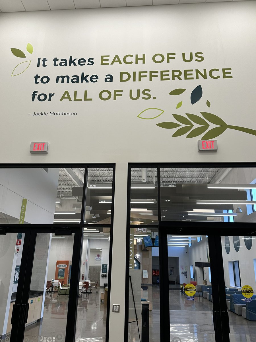 abmolnau's tweet photo. Excited to kick off #CUForwardDay with volunteers from @Royal_CU @TruStoneFCU and NSP Federal Credit Union @2harvest! https://t.co/PQks5F8lJc