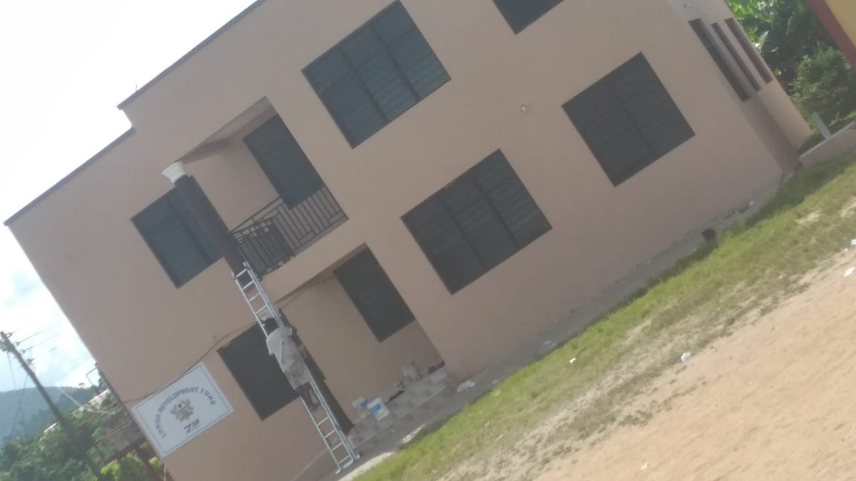 FAnnohDompreh's tweet photo. Adoagyiri Zongo Library is ready to be commissioned...
@CoachOpeele https://t.co/1gFi055G61