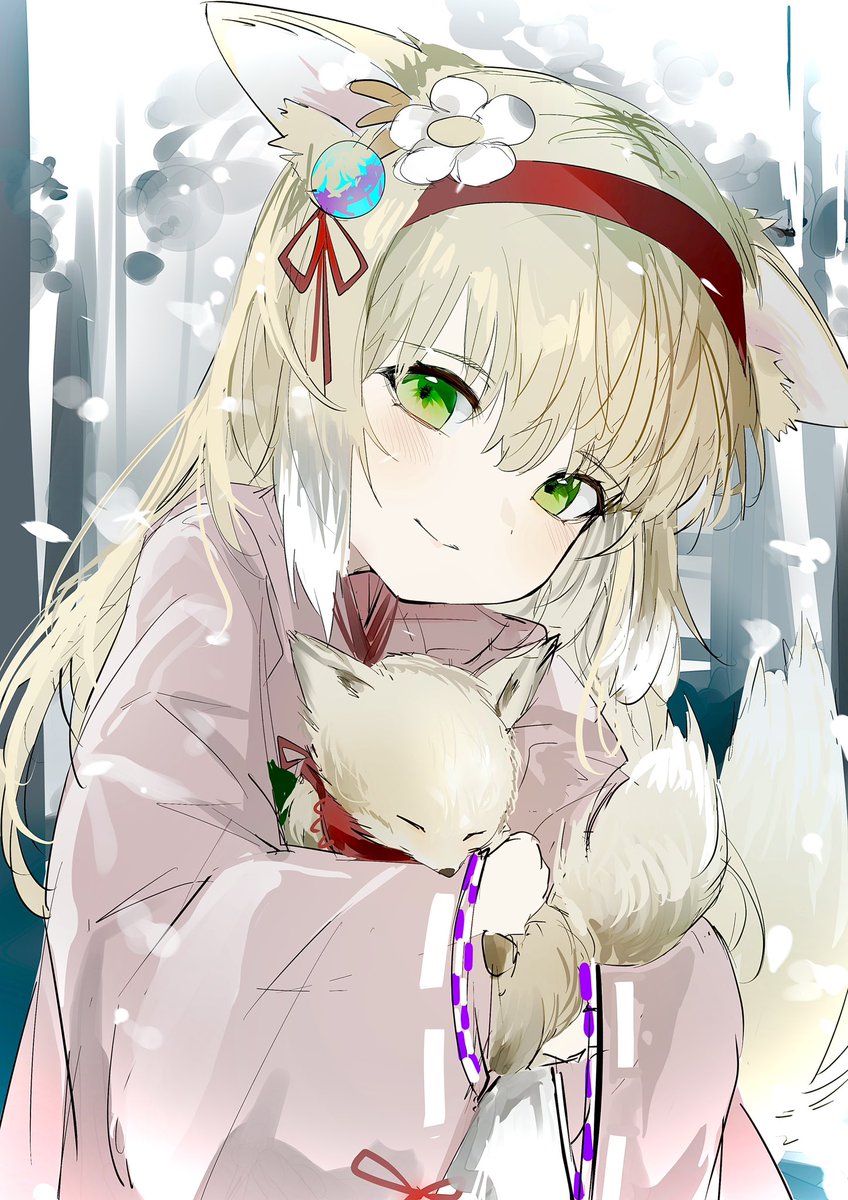 suzuran (arknights) 1girl animal ears fox ears green eyes tail japanese clothes smile  illustration images