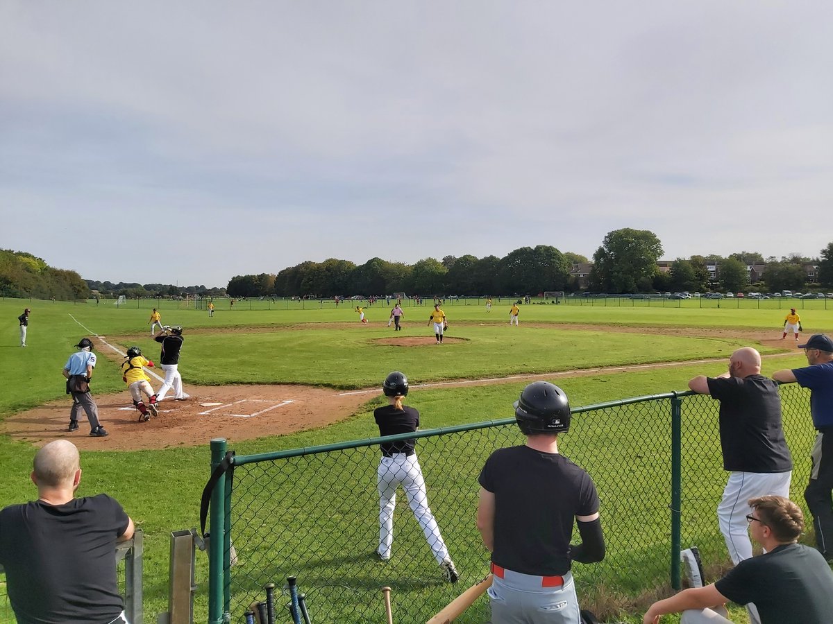 HertsBaseball's tweet photo. We always seem to have perfect #baseball weather for the #HunlockSeries every October.
Yesterday was another glorious day.
#Postseason https://t.co/T5j4gWyBM7