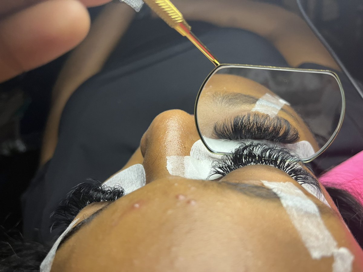 thegirlnaaym's tweet photo. OPEN AVAILABILITY. 
IG: NAAYMDACOLLECTION  

#individualminklashes #newarknj #patersonnj #jersey #25mmlashes #striplashes #supportsmallbusiness #supportlocal #winksgalore #minkmeboo #shopnaaymcollection🛍 https://t.co/s8cvYM9fj5