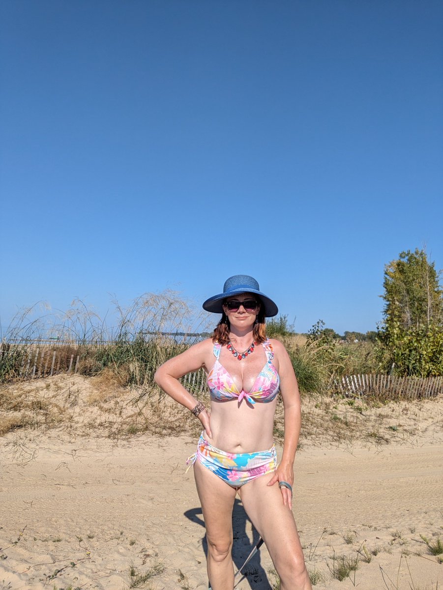 dkcorey's tweet photo. New pictures up @OnlyFans today! Please subscribe @deborahkay on the site! #onlyfansmodel #onlyfans #onlyfansbabe https://t.co/tS6UtoPXEf