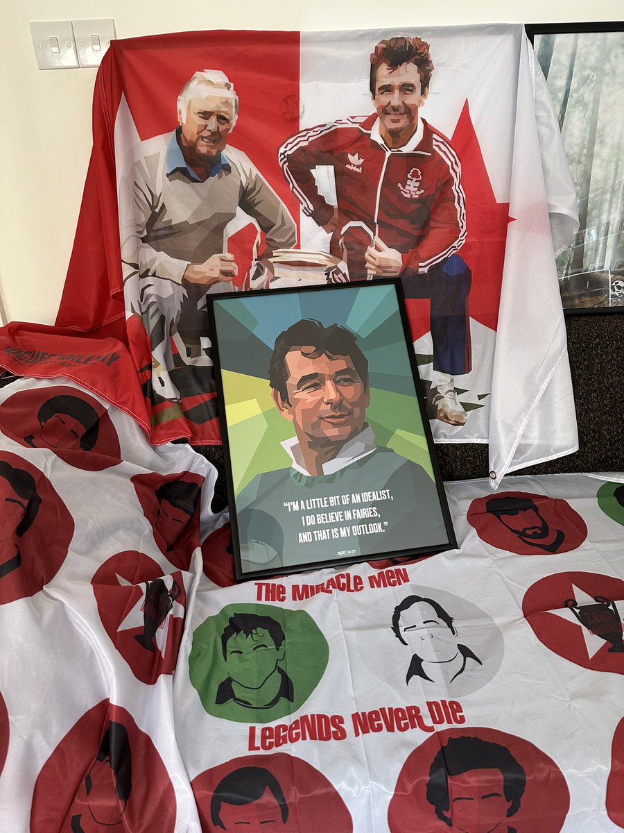 1 of the upcoming prizes for <a href="/BeGood_Sports/">Be Good Sports</a> members .
This stunning set of 3 (2 flags &amp; 1 print) kindly donated by <a href="/gallery_rogues/">Rogues’ Gallery</a> (a tiny part of their beautiful collection of sports artwork - check it out at rogues.gallery/?gclid=CjwKCAj…
Make sure you're following for details
#nffc