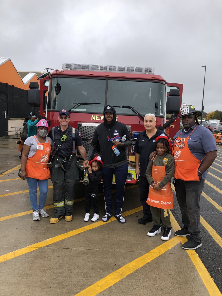 deshell1957's tweet image. October 7th was the Newark Home Depot’s 18th successful year hosting Fire Safety Month at the Kids Workshop.@marcusmccollum @PhelpsFahimah @SeanMorris12 @linetterubio3 @Ckelly28K @DHRMgregorio @MattKeatinghd @thdmikeb @rickcreditkelly @EmelahNewsome @Nap716 @Lfam6Lynch @D66Celest