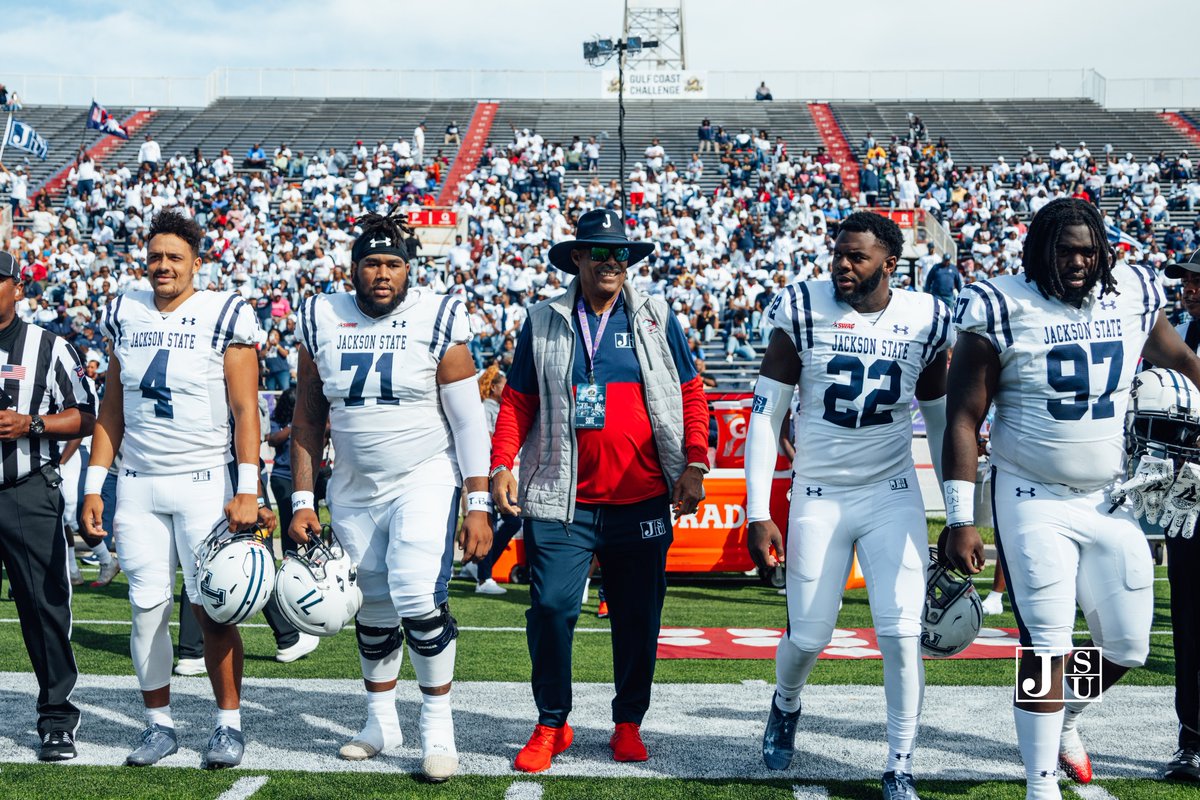 gojsutigersfb's tweet photo. Legend 🐐

#GuardTheeYard #TheeILove https://t.co/izy2IkDX8O