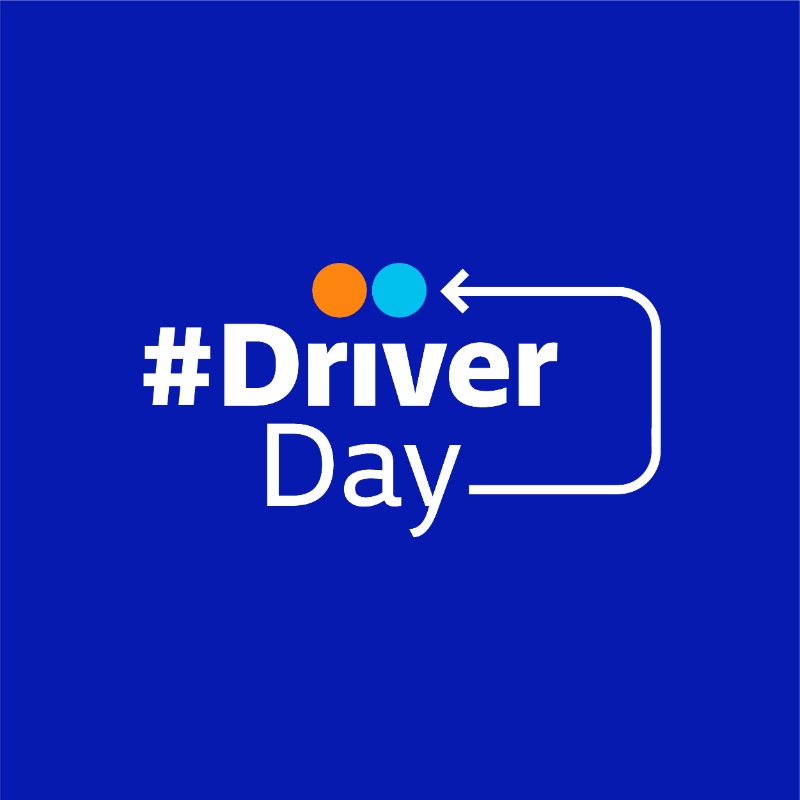 GLS_Spain's tweet photo. Más que una jornada de reparto. Esto es el #Driverday 💙📦
✅ Recorrer la última milla para entender cada centímetro
✅ Recoger el feedback de nuestro personal de reparto
✅ Detectar posibles mejoras para nuestro servicio
¡Viva el #Driverday!
#GLSSpain