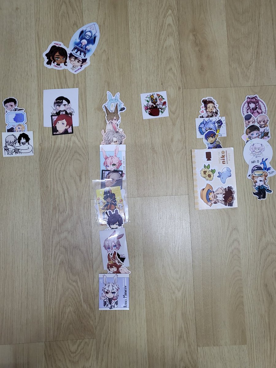 EscherStrange's tweet photo. As with Comic Fiesta I sorted #flowtogetherDWSG WoL stickers by race. Catboys win at 11, with catgirls and bunboys 2nd with 10 each.
ManRa: 9
FemRa: 5
Elezen: 2
Hyur: 4 (sans Escher)
Bungirl: 1?!?
Lalazhai: 5
Lalamui: 6
TT cards might have a more accurate count, BRB. https://t.co/p7eUYd0Fel