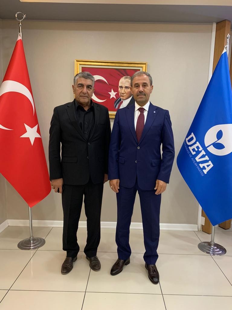 devaankarada's tweet photo. Haymana İlçe Başkanımız Vahit Hakbilen, İl Başkanımız Nutku Akın'a hayırlı olsun ziyaretinde bulundular.  Ziyaretlerinden dolayı kendilerine teşekkür ederiz.
@devapartisi 
@alibabacan 
@nutkuak
@hakbilenvah https://t.co/DmJa2BzwoV