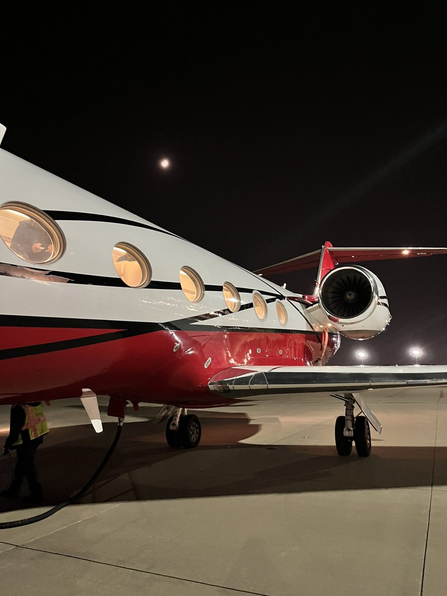 Private Jet Lady tweet media