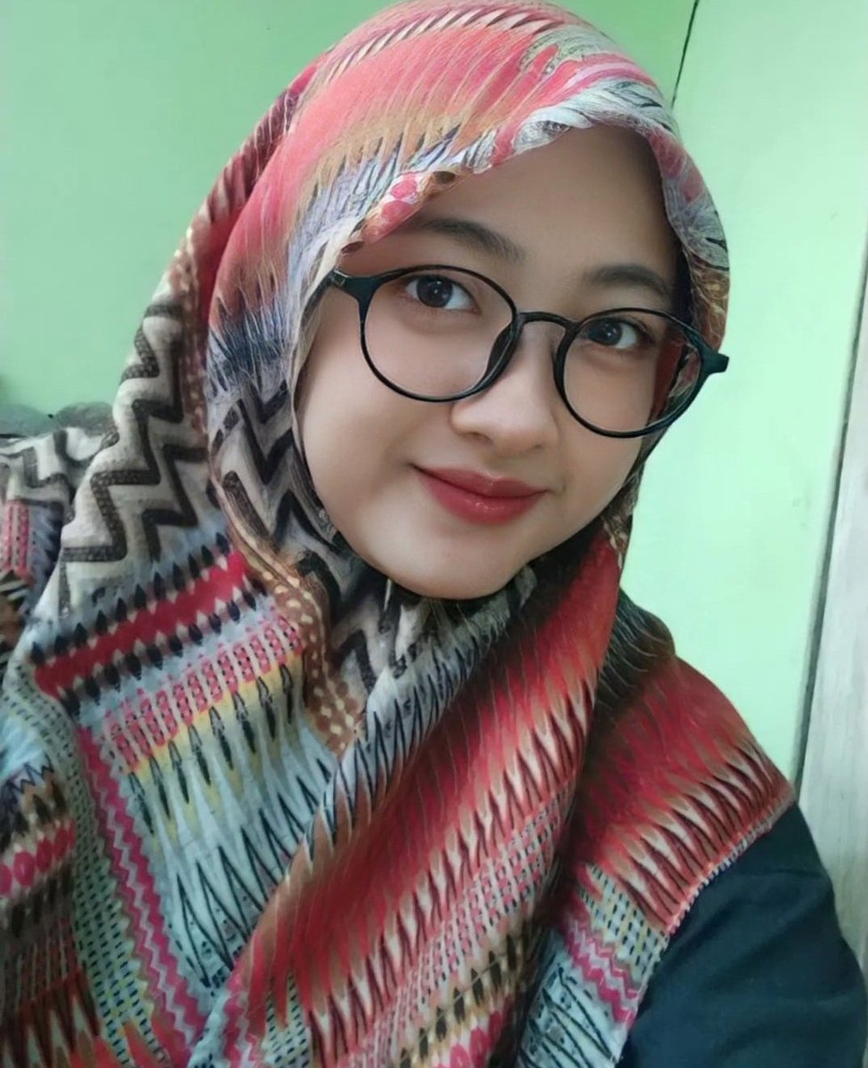 JandasejukJess's tweet photo. Selamat malam mas 🥰 blitar dingin cuacanya 😊

Nikmat ini 
https://t.co/zMOzj9m4HJ https://t.co/AFga20BPbv