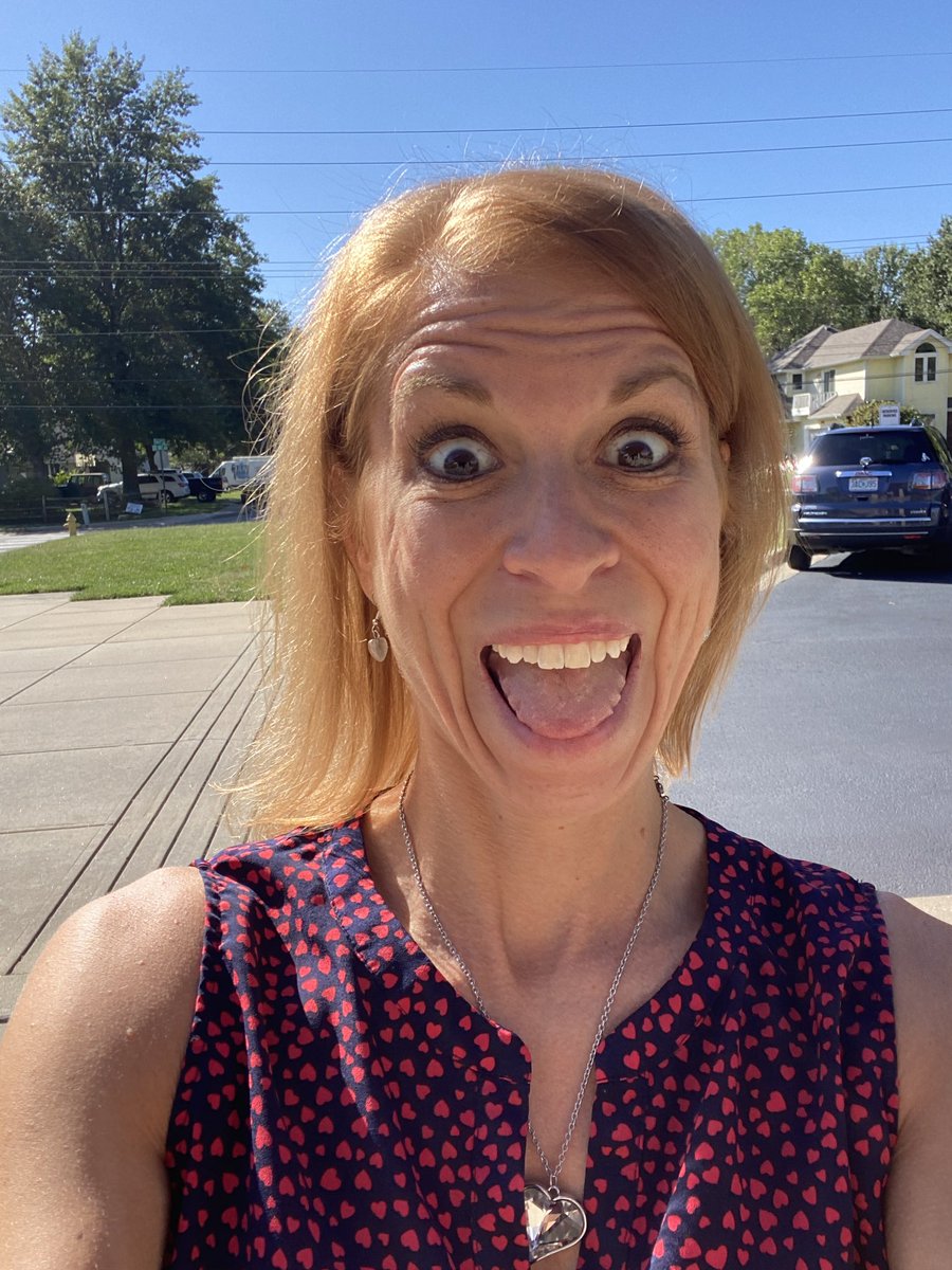 Thanks to <a href="/officialSPS/">Springfield Public Schools</a>,  <a href="/SGFChamber/">SGF Mo. Chamber</a> and principal Curtis Ivey for letting me be Principal for a Day at <a href="/CherokeeSPS/">Cherokee Middle SPS</a>.

As a bonus, I got to see one of our kids serving as office assistant.

Keep an eye on the secretary when you ask her to take your picture!

#SPSPrincipalForADay