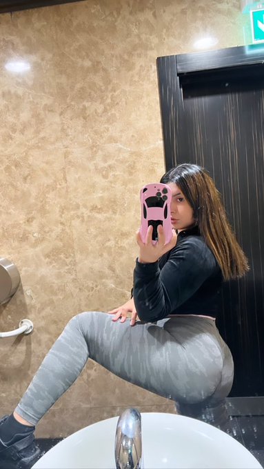 Ce nota imi dai? https://t.co/i4H4oGSbUQ