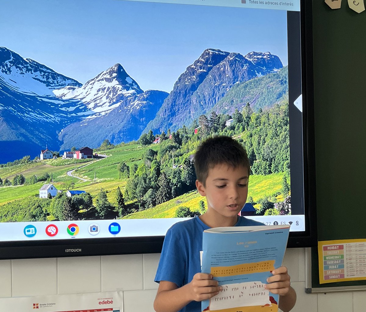 Escrivim mites!
Hem creat alguns mites per explicar la creació d’alguns elements naturals. 
🔥☀️🌋☁️🌧️

Alguns companys i companyes els han volgut compartir amb la resta. 📖