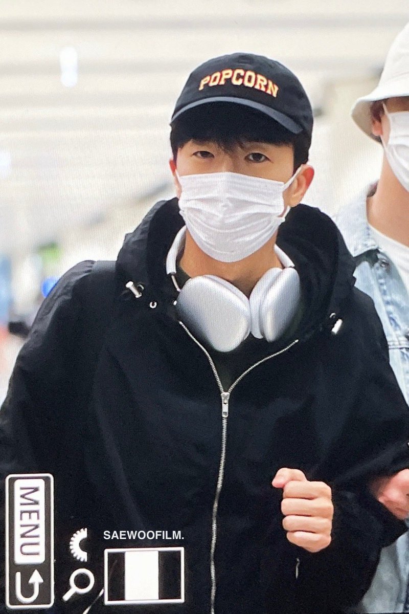 saewoofilm_WY's tweet photo. 231009 입국 잘가요팝콘보이🐾
#2PM #장우영 #우영 #WOOYOUNG https://t.co/Psz6ag4hJC
