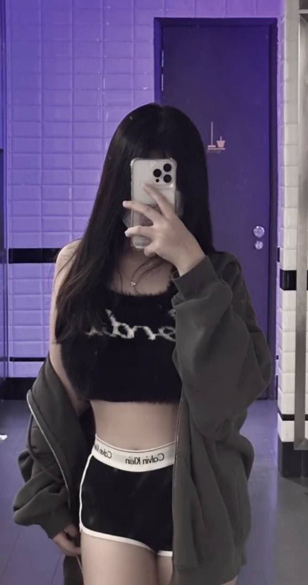 tesmen7's tweet photo. 最新资源🆕
·🇲🇾马来西亚美女小姐姐🥵露脸脱衣自摸🤤+摸🐻+自慰🍑💦+掰屁股露屁眼🍑🥵🔥+自慰娇喘好骚🤤+叫着叫着忍不住高潮🔥+逼逼都忍不住流水💦+自慰都听到超大声的水声🥵+附ig‼️‼️推荐‼️‼️
21照片➕20视频
下单找 @jayden_24 https://t.co/TaUxDpDpqs