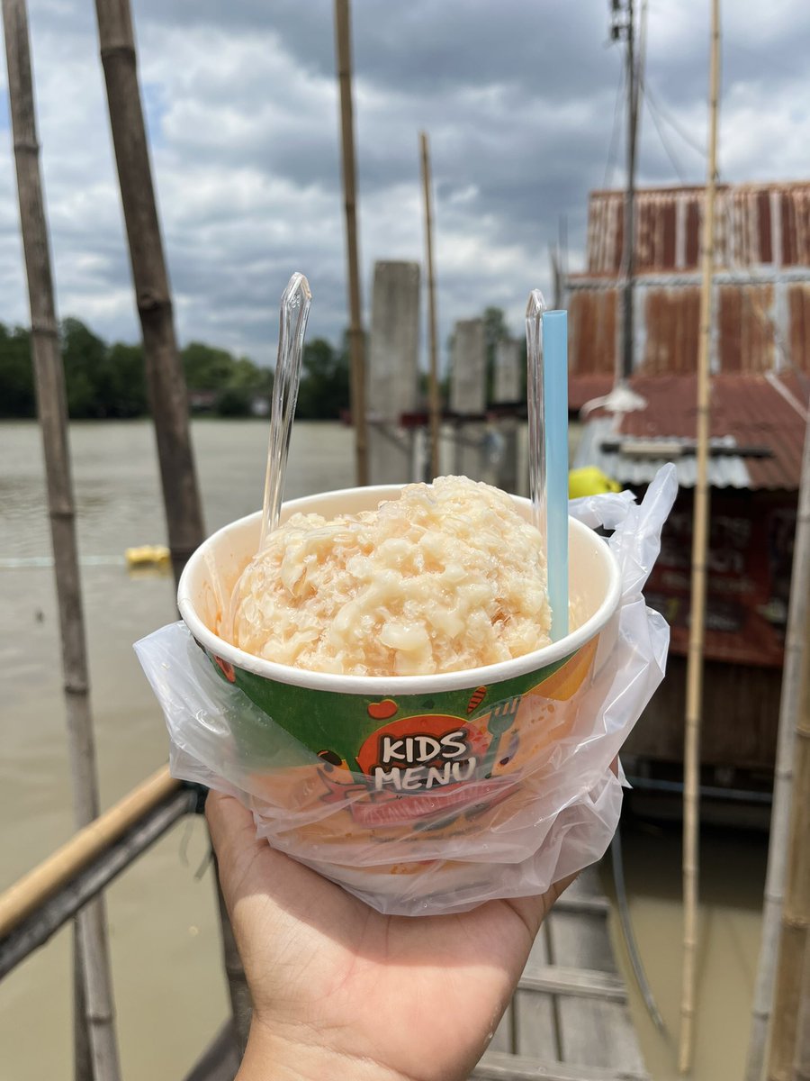 sayhimi124's tweet photo. Chachoengsao, Pang yen แพวัดแหลมใต้🍧🩷🥹 https://t.co/fabHatHgqm