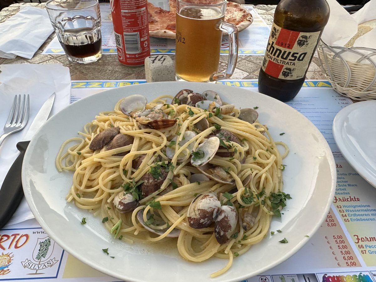 Simon_Azzam's tweet photo. 52 pictures of our holidays in Sardinia. 🥩🍤🍕🍺🍷🏖️ https://t.co/IxFfpsCe4I #Holidays #Sardegna https://t.co/5oWLI0szUO