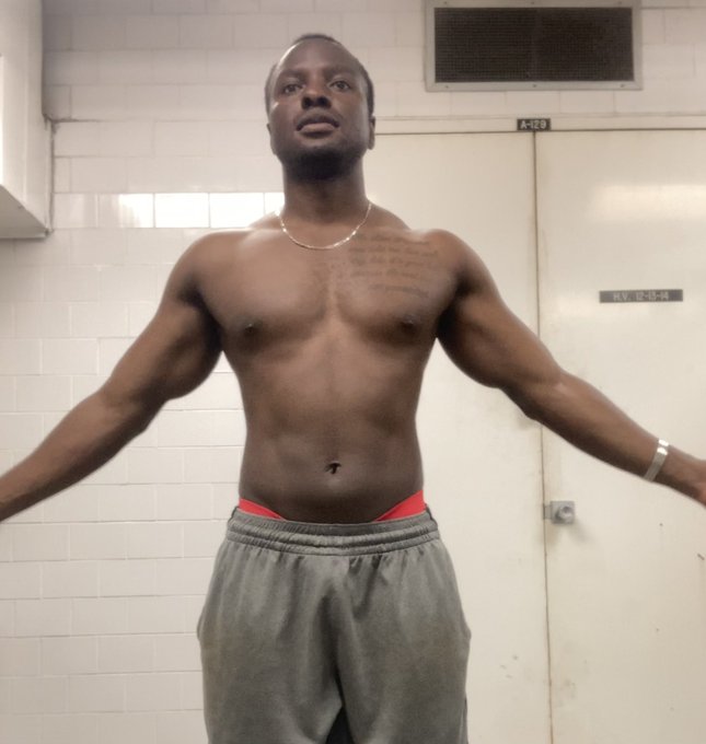 Progress and Monday motivation. https://t.co/q5GFHpI8jq<a href="/tag/fitness"class="tags"><span>#fitness</span></a><a href="/tag/progress"class="tags"><span>#progress</span></a><a href="/tag/bisexual"class="tags"><span>#bisexual</span></a><a href="/tag/jumprope"class="tags"><span>#jumprope</span></a>