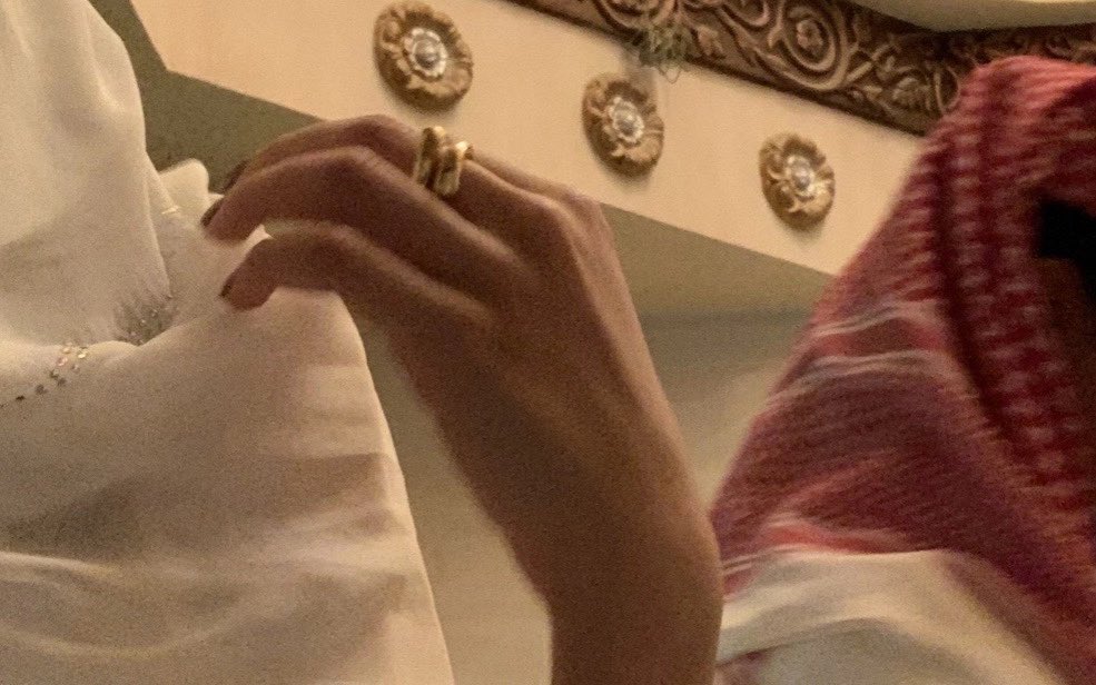 _ms_poem's tweet photo. " جعل بيني وبينك يجي معرب الأنساب
حفيدٍ لـ جداني ، وحفيدٍ لـ جدانك  ♥️ ". https://t.co/rS9aHVQD5w