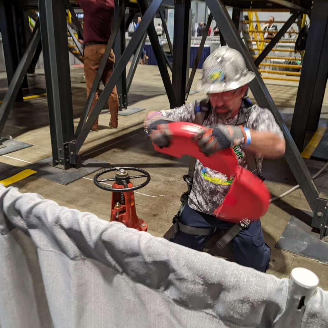 FWEA75's tweet image. Congratulations to the Florida teams that showcased their expertise and dedication at WEFTEC&apos;s Operation Challenge last week! 🌊💪 It&apos;s inspiring to see our state&apos;s water professionals excel on a national stage. 🏆👏

 #WEFTEC2023 #FloridaWaterPros #OperationChallenge #Teamwork