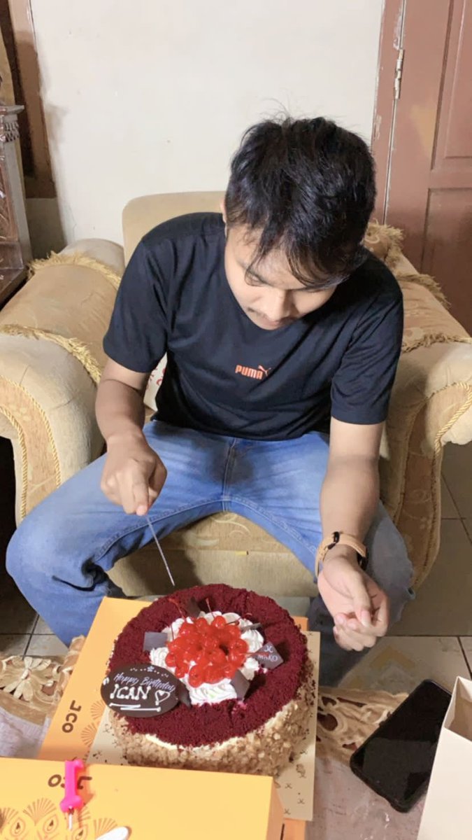 ChnPutri's tweet photo. Happy birthday to me🧚🏻 https://t.co/BxFqyoUVTh