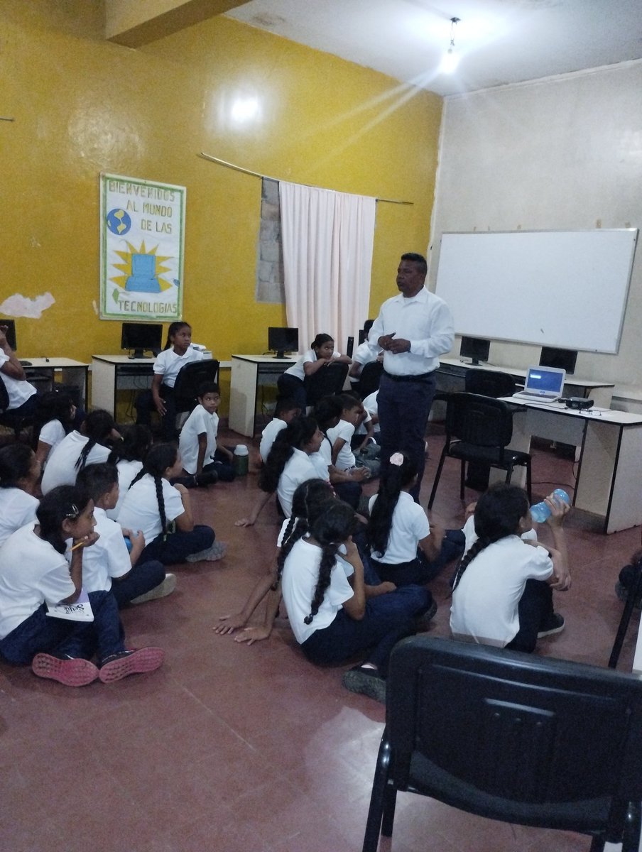 ccabrera76's tweet photo. CBIT Monseñor Rodríguez Alvarez. Municipio Juan José Rondó. Las Mercedes del Llano Guárico Venezuela 🇻🇪 actividad CBIT https://t.co/xVlBSgJKTL