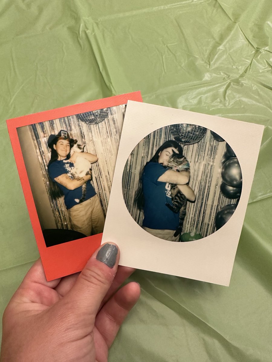 happy birdday to the besest parent evea mwahhhh x1000