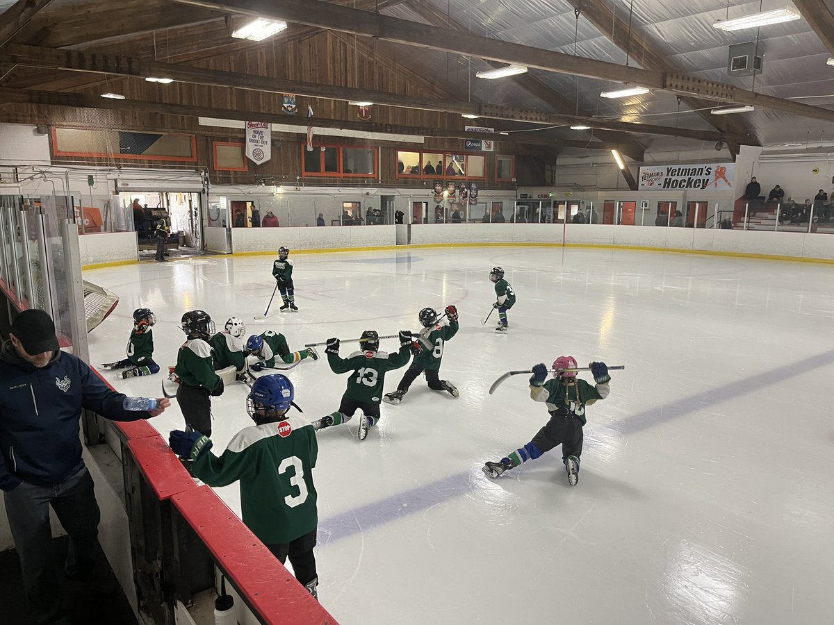 CoachPeteNL's tweet photo. Great effort by the #KnucklePucks to pull off 3 hard-fought wins today to finish off a fun ๐ฅ
๐ tournament @yetmanhockey #ForecheckBackcheckPaycheck https://t.co/VE7UB3lWHk