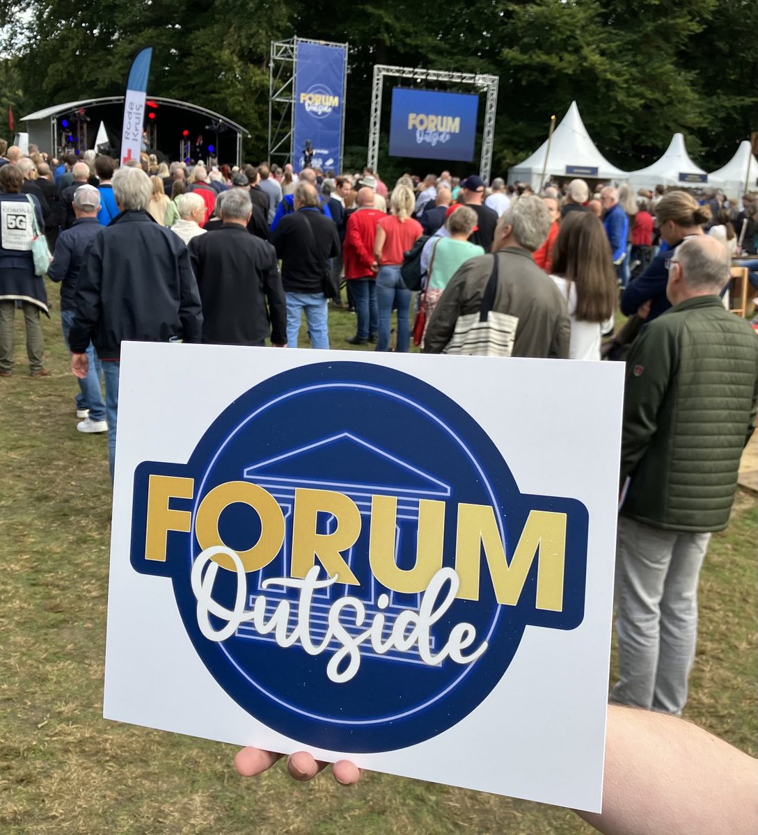 krekelstein3's tweet photo. Gisteren een topdag gehad op het #ForumOutside festival! Veel gelijkgestemden ontmoet. Gezellig gegeten, gedronken en gepraat.

Bedankt ⁦@fvdemocratie⁩! 👍🏻 #StemFvD #FvD https://t.co/7mC0X4RwTc