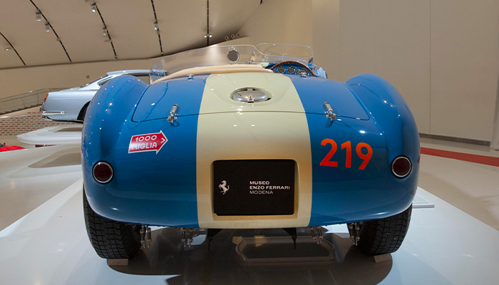 MuseiFerrari's tweet photo. The #Ferrari375MM awaits you at Museo Enzo Ferrari in Modena.
#MuseiFerrari #Ferrari #GameChangers #Modena https://t.co/DaTcczxWtF