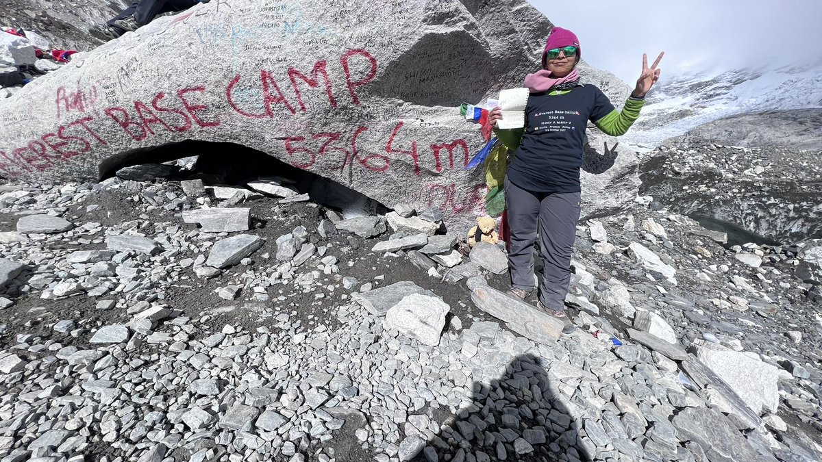 An adventure once in a lifetime! I am feeling very lucky and grateful to have an amazing journey to visit Everest Base Camp this year with my friends! It is one of the most challenging yet very humbling and rewarding trek I have done! #gratiitude #adventure #ebc  #ebctrek