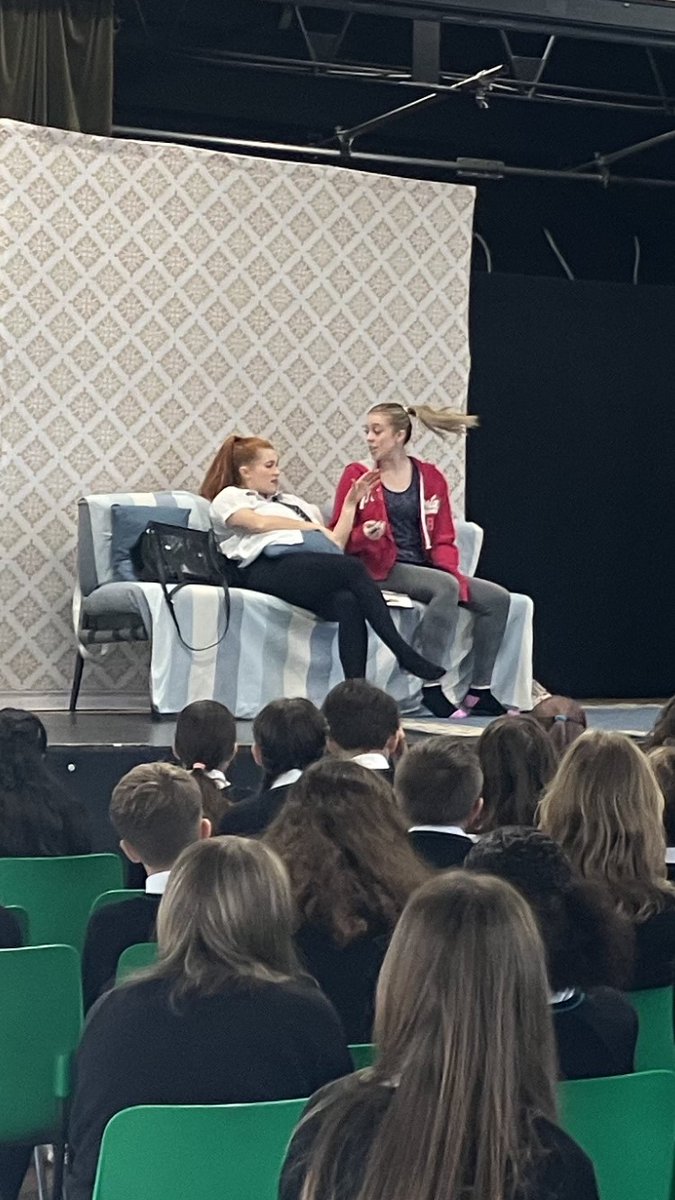 Solomon theatre come in to perform ‘ Last orders’ to yr 8. A play about the dangers of alcohol. They delivered a workshop, students discussed the law & understood what a unit of alcohol looked like. Praise from yr8: ‘That was really good’ and ‘ It was really interesting’.