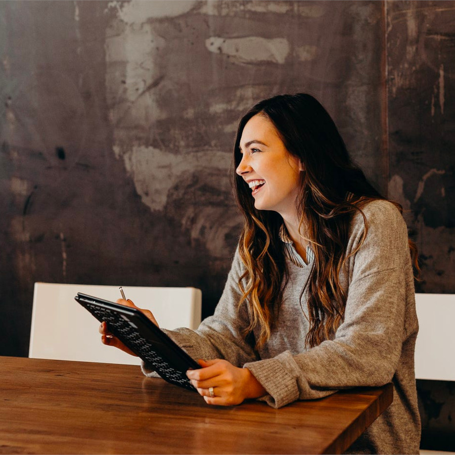 Ben jij een ervaren communicatie specialist met een flinke dosis creativiteit en humor? Dan moet je deze vacature van Communicatie Specialist bij Agapè echt eens bekijken!

▶ Driebergen
▶ Salaris: €2.750 - €3.050
▶ 24-28 
▶ HBO
▶ Ervaring: 3+ jaar

marcomvacatures.com/461mer6