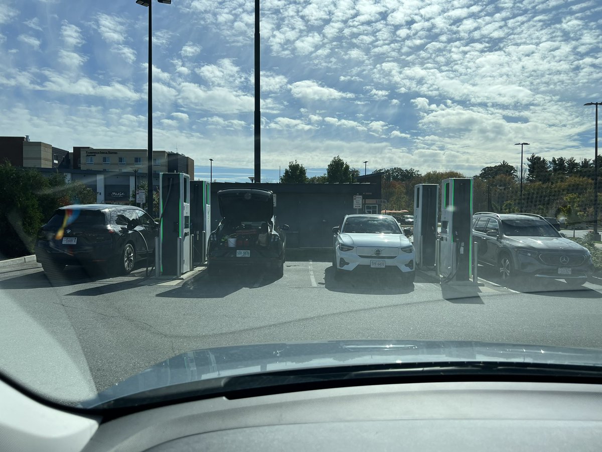 Marlborough MA, All in use, but app says 2 available.  Planned my stop around that info, bummer have to wait now. Rating 4/10. <a href="/RateYourCharge/">Rate Your Charge</a> <a href="/ElectrifyAm/">Electrify America</a>