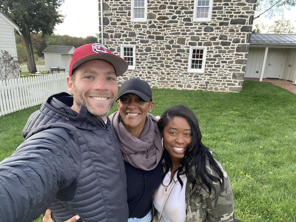 jbland100's tweet image. Wrapping a up a great first weekend with @PrincipalK_APS &amp;amp; @CasPrinciTmomon at Cahn.  Lots of lessons learned and great takeaways.  Looking forward to a great year @CahnFellowship !! #transformative21