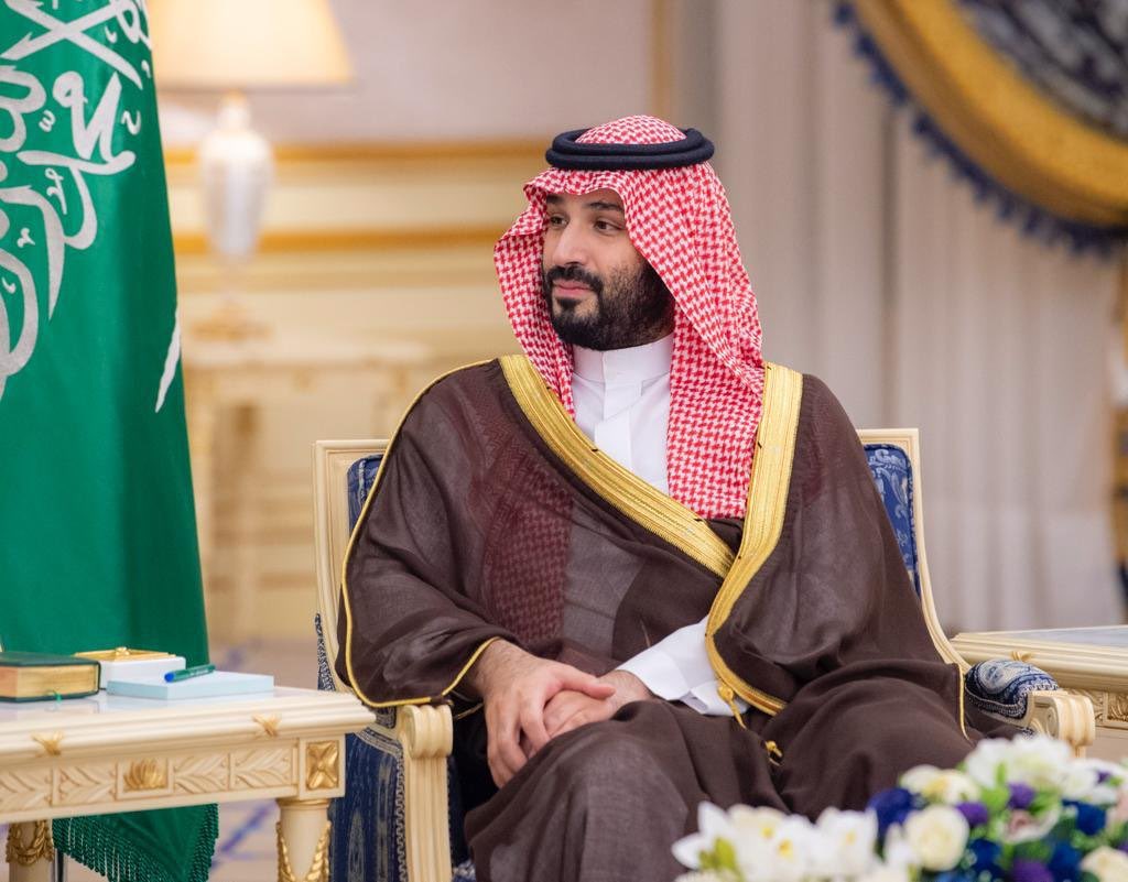 AJELNEWS24's tweet photo. محمد بن سلمان:

عازمون على تنمية مواردنا الطبيعية والارتقاء بجودة الحياة داخل الأراضي السعودية وتنمية البنية التحتية وتعزيز استدامة الموارد الاقتصادية غير النفطية.

🇸🇦🇸🇦 https://t.co/ZS04TPnAwi
