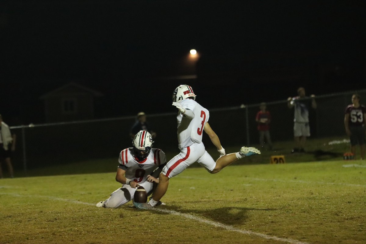 StuartLong_2's tweet photo. Week 7 Highlights:
1/1 Field Goals (40 yarder below)
6/8 Touchbacks
6/7 PAT (snap misoperation)
@CoachHerry @BradKimberlin 
@TCPSAthletics @SocialSportsMs @UNDERTHELIGHTMS @PrepRedzoneMS https://t.co/1IxWVG5SKM