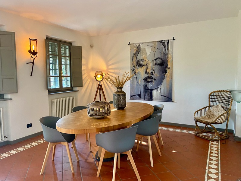 NIEUW - Vakantievilla Lucida in Toscane van Marjolein.
Maak kennis met een echte wereldse vrouw, die leeft in twee werelddelen.  Een prachtige villa gelegen vlakbij Lucca, omgebouwd tot een luxueus vakantieverblijf.
globaldutchies.nl/accommo.../ita…