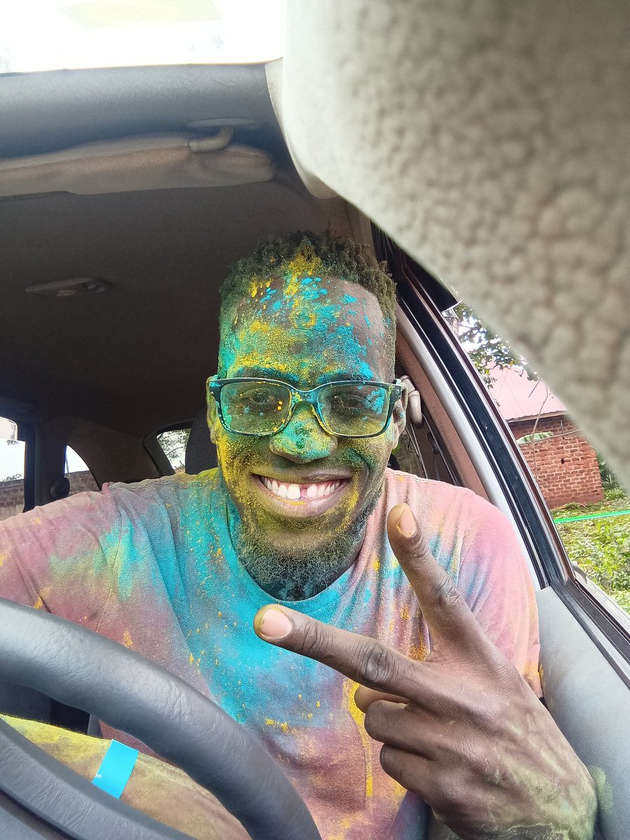 MageroAbraham's tweet photo. Today was about celebrating #UgandaAt61 , joined friends of like mind for the #JinjaColorRun in celebration of Uganda's #Independence . Some of the proceeds from this run will go to @ict4educationug a mobile computer lab giving opportunity to rural schools to access ICT training. https://t.co/SzZtsBK7Y0