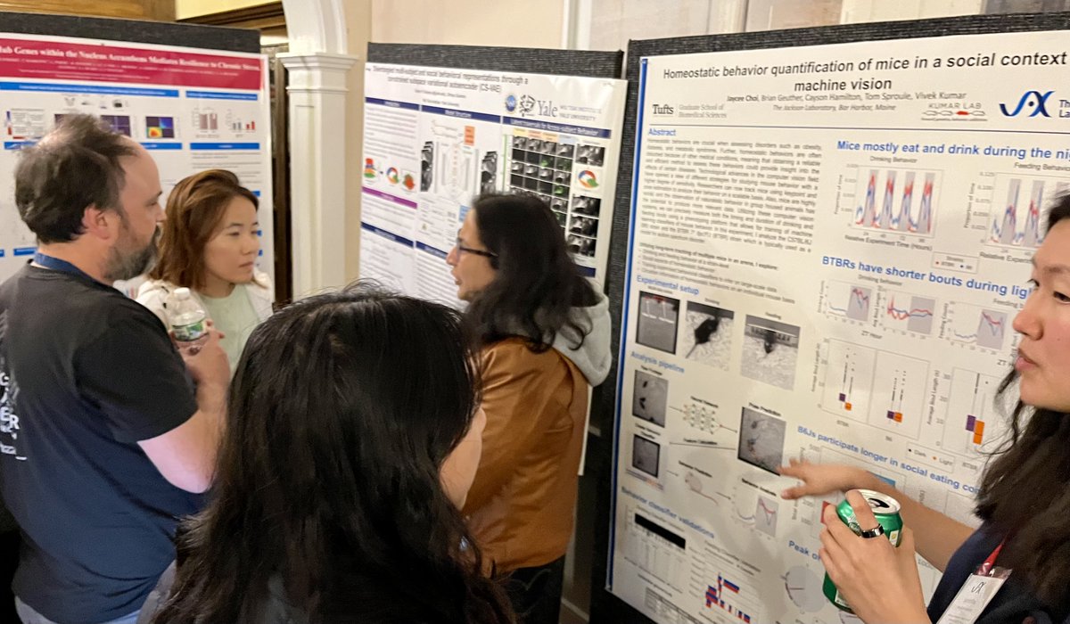 Vivekdna's tweet photo. Day 0 #JAXBehavior - The poster session had really cool science from the students. https://t.co/Z1KHILPXnk