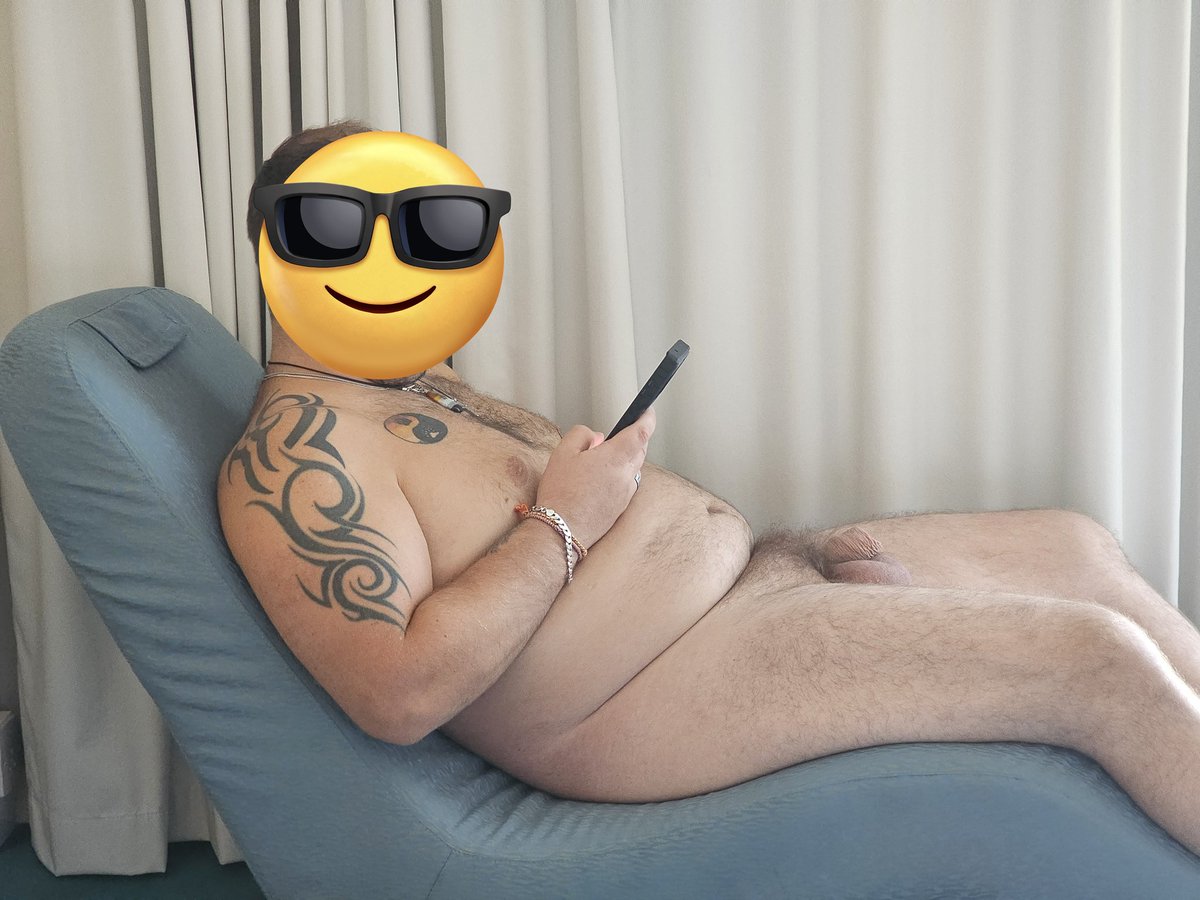 CC311710's tweet photo. Cub enjoying lounger in our hotel room &amp; im enjoying the veiw how many positions do you think he could get me in using this lounger #cub #gay #gaycouple #gayfollow #cock #horny #chubcub #gaycub #gaymen #thickdick #bigdick #nude #RT #dailygay #cock  #hung #thick https://t.co/LrAU6Yf227